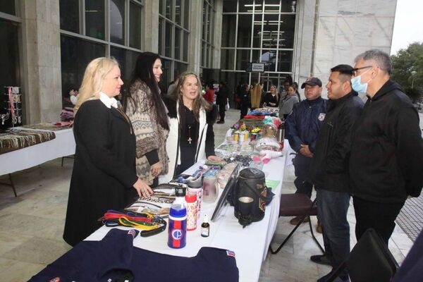 Feria artesanal y agropecuaria para la reinserción social