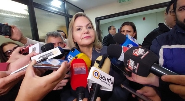 Lilian afirma que Hernán Rivas debería de renunciar