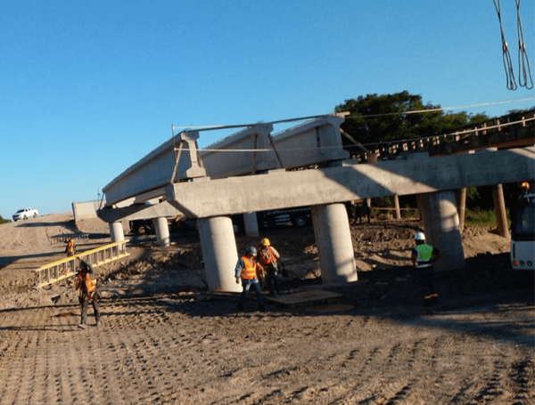 Hacienda prepara proyecto de ley para saldar deuda con proveedores del Estado · Radio Monumental 1080 AM