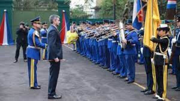 Marito encabezó acto de conmemoración del Día del Ejército Paraguayo