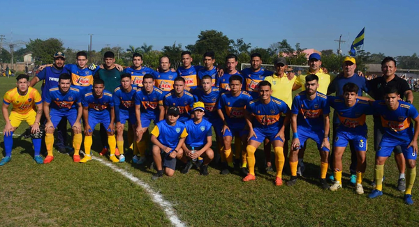 El Sportivo San José tras el preciado título este domingo en el 2do final del torneo de fútbol sanjosiano - Noticiero Paraguay
