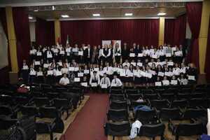 120 estudiantes de Encarnación recibieron sus certificados de Pasantías Educativas
