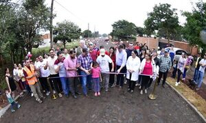 Habilitan revitalizadas calles vecinales de CDE