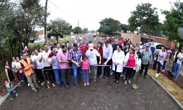 Habilitan revitalizadas calles vecinales de CDE