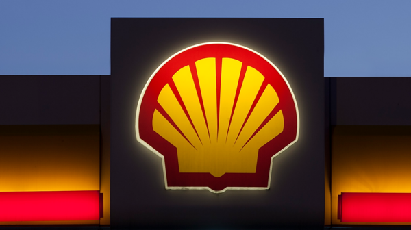 El beneficio atribuido de Shell baja un 52% hasta 11.843 millones de d贸lares - Revista PLUS