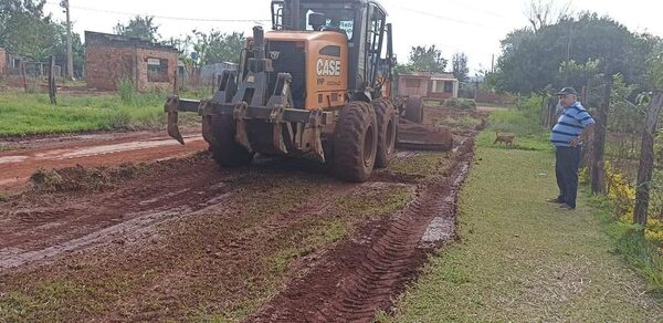 Realizan recuperación y limpieza de calles vecinales en Franco 
