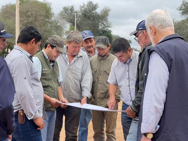 Municipalidad de Boquerón depara mejoras viales para la comunidad de Santa María de los 12 Apóstoles