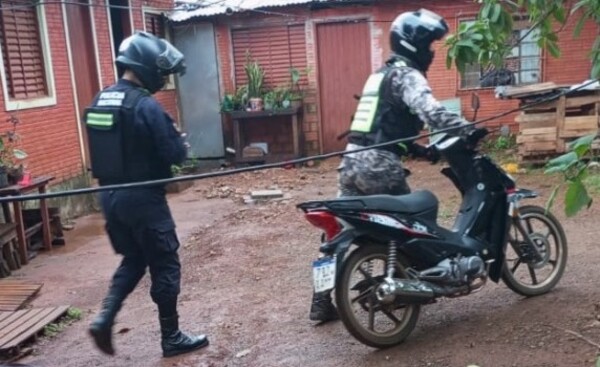 Mediante GPS recuperan moto robada en asalto