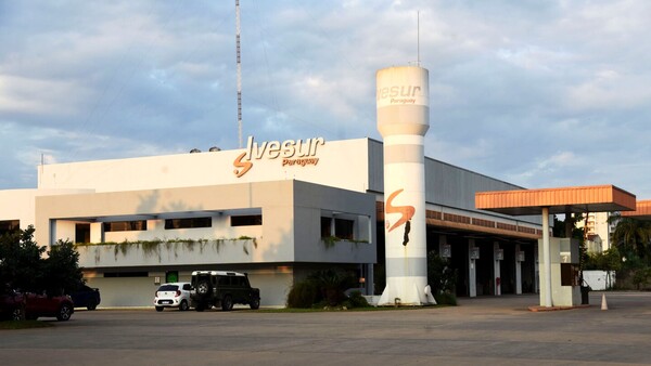Ivesur alega que la diferencia de precio es por IVA incluido