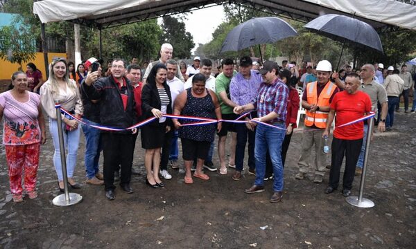 Habilitan nuevos empedrados en barrio La Blanca y el Km 10 Monday de C. del Este – Diario TNPRESS