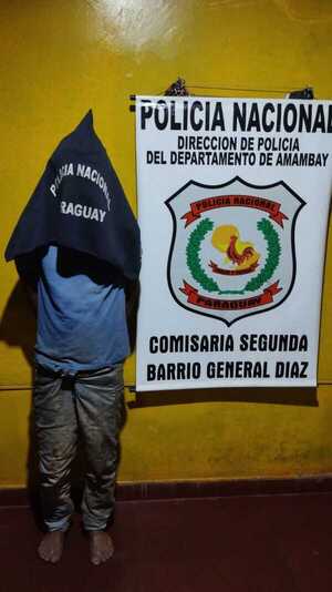 Malviviente ingreso a un Colegio e intentó robar celular de una docente