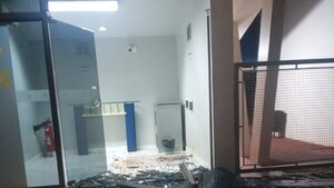 Así se arrancó el cajero automático en Los Cedrales: Asaltantes se llevaron unos G. 400 millones