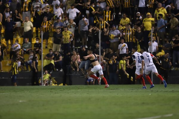 Versus / Juan Patiño, el último capitán campeón y su despedida