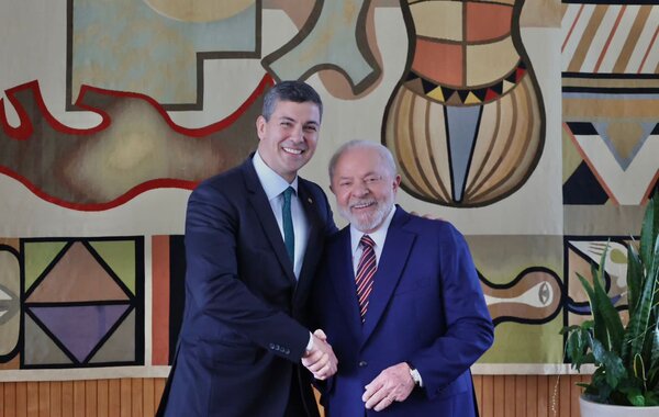 Santiago Peña prosigue agenda en Brasil y se reúne con Lula da Silva
