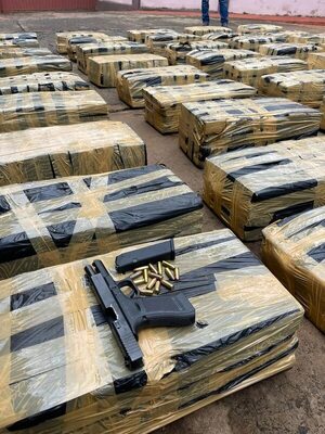 Imputan a chofer detenido con más de 1.450 kilos de marihuana - ABC en el Este - ABC Color