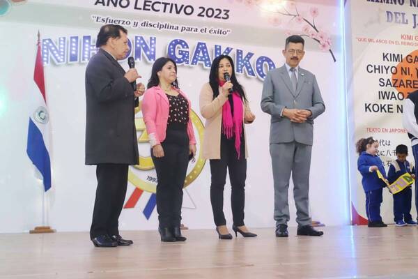 Rindieron homenaje póstumo al doctor Bracho, con presencia de su hija
