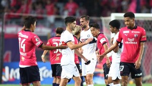 El PSG paga caros sus errores y sigue sin ganar en su gira nipona