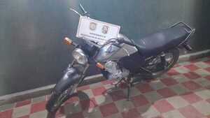 Policía recupera motocicleta hurtada en Villa María Auxiliadora