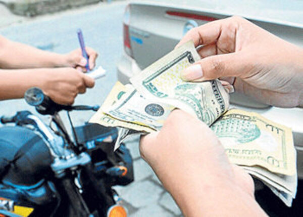 Banqueros criminales en Latinoamérica: una explicación del monopolio de Colombia en el gota a gota