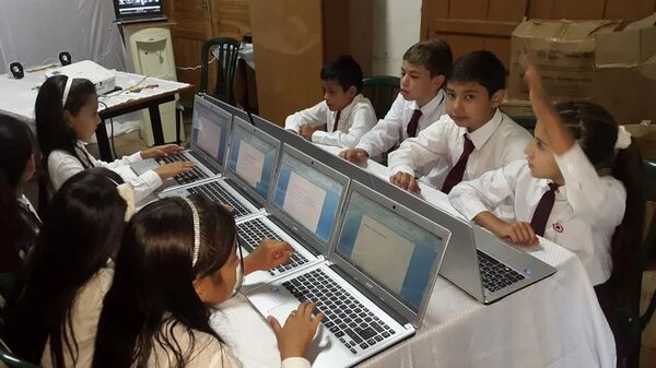 Copaco cobró una fortuna por instalar ineficiente internet en escuelas del país - Economía - ABC Color