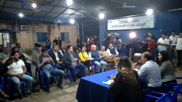 Efraín mantiene su convocatoria y crea confusión en el PLRA