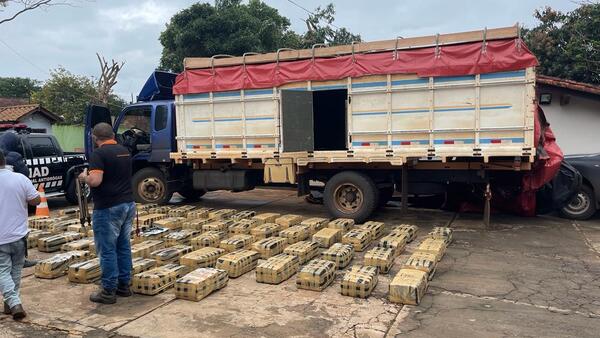 Imputan a detenido con 1.450 kilos de marihuana prensada | 1000 Noticias
