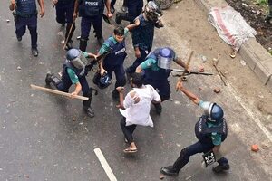 Opositores y la Policía se enfrentan en Bangladesh entre protestas contra el Gobierno - Mundo - ABC Color