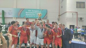 Deportivo Colón supera 3 a 0 a Luqueño y conquista el cetro de voley masculino