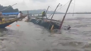 26 muertos por vuelco de embarcación en Filipinas