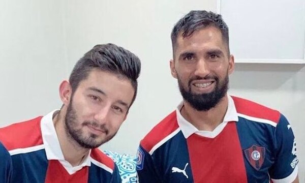 Versus / Mathías Villasanti les da las gracias a Beto Espínola y Juan Patiño tras sus salidas de Cerro Porteño