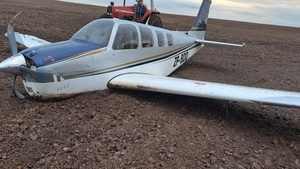 Curuguaty: Sin heridos tras aterrizaje forzoso de avioneta - Noticias Paraguay