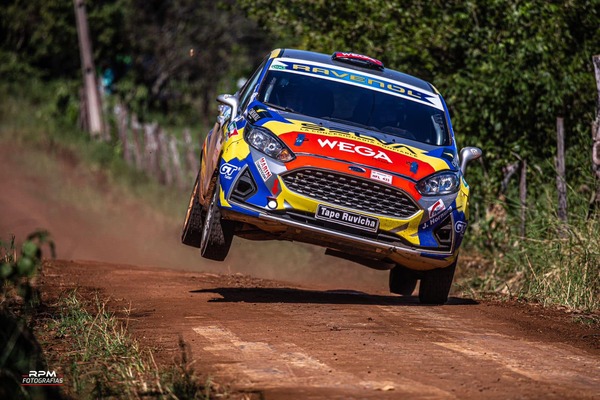 El piloto Martín Tomas Kafer regresa con fuerza al Campeonato de Súper Rally 2023