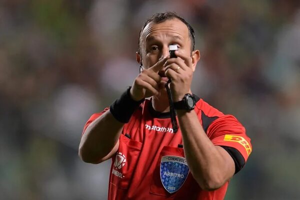 Flamengo vs. Olimpia: árbitro argentino para la ida de los octavos - Olimpia - ABC Color