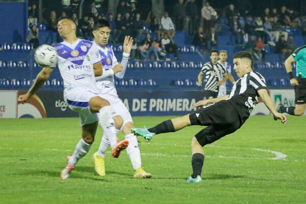 Libertad gana su cuarto partido consecutivo en el Clausura - La Tribuna