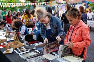 Diario HOY | Fotoferia de la Amistad en el Centro Cultural del Lago