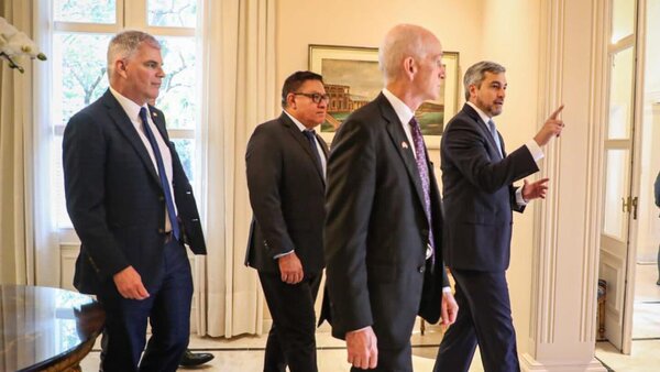 Mario Abdo se reune con delegación de congresistas de Estados Unidos