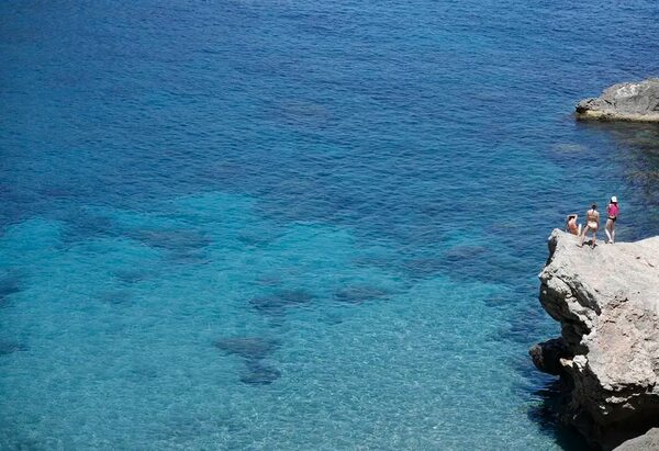Las aguas del Mediterráneo ya superan los 20 grados - Viajes - ABC Color