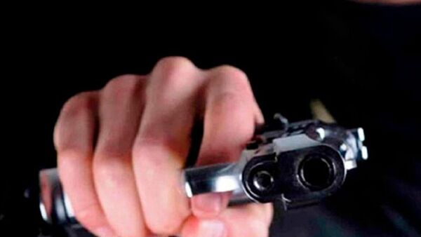Grupo de motociclistas hieren de tres disparos a un joven en San Antonio