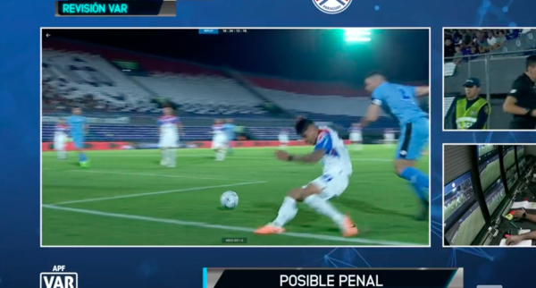 Versus / El increíble penal que le hizo Brizuela a Santiago Arzamendia