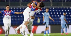 Cerro sufre, pero consigue su tercera victoria seguida y ya es escolta