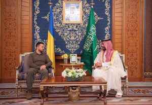 Arabia Saudí confirma conversaciones de paz con Ucrania