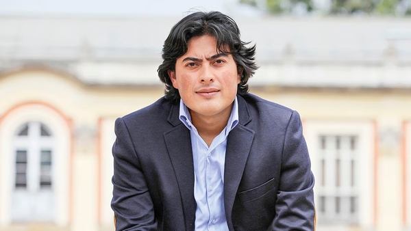 Presidente colombiano garantiza su no injerencia en investigación a su hijo detenido