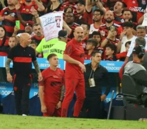 En medio del escándalo por agresión, reflotan los antecedentes del PF de Sampaoli