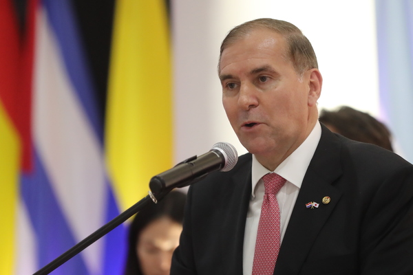 Paraguay reclama a Argentina una pronta solución a la interdicción y embargo de un buque en la hidrovía - MarketData