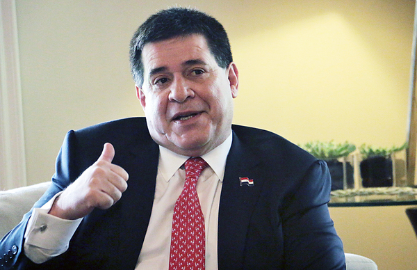 Horacio Cartes presenta denuncia por “persecución de inocentes” y otros - Judiciales.net