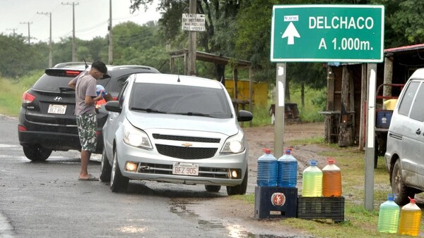COMBUSTIBLES: VENTA CALLEJERA ES SOLO 1% DE LO QUE INGRESA ILEGALMENTE