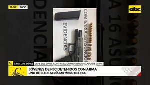 Video: Jóvenes de PJC iban a un concierto con una pistola en el auto - ABC Noticias - ABC Color