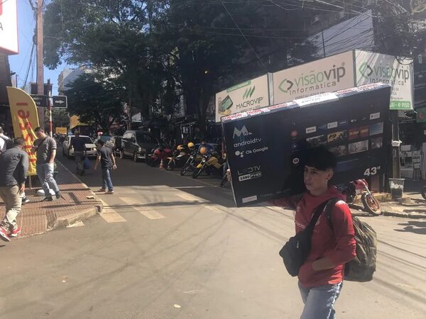 Repunte del real favorece al comercio fronterizo en Ciudad del Este - ABC en el Este - ABC Color