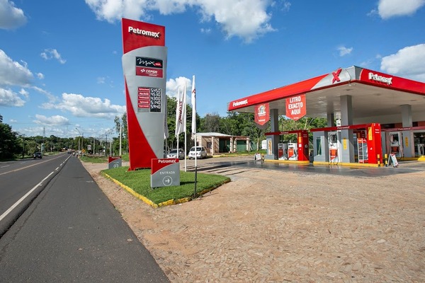Playeros de una estación de servicio fueron víctimas de robo.