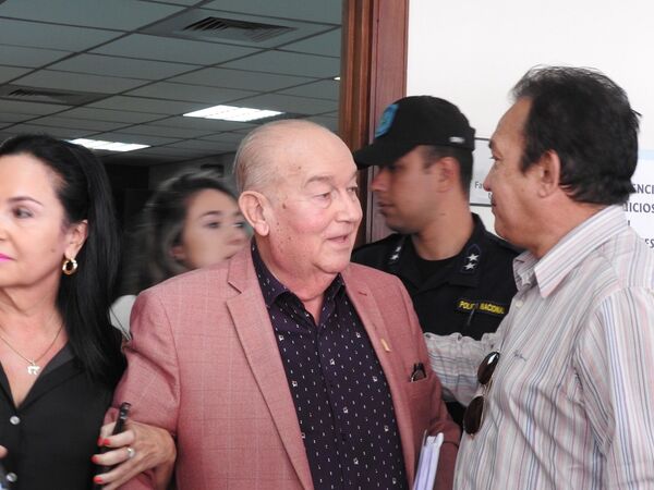 Condenan a exministro de la CSJ Miguel Óscar Bajac - PDS RADIO Y TV